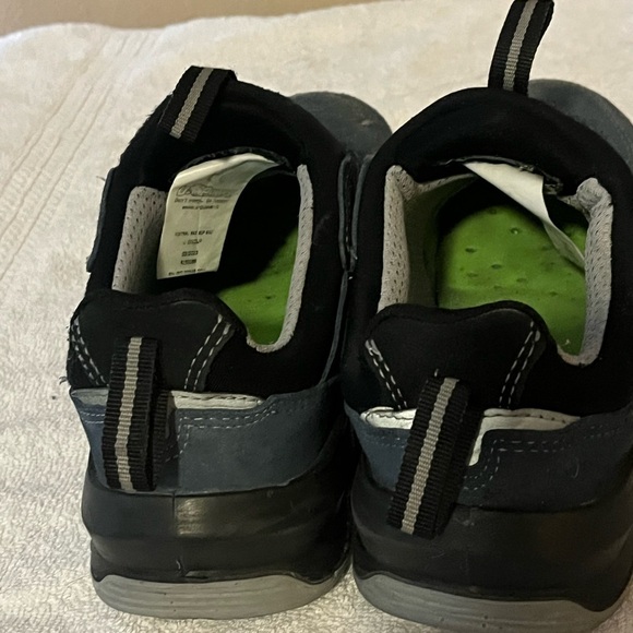 U Power Blue Steel Toe Safety Shoes Sz 7 - 7 1/2 (38) - Picture 10 of 13